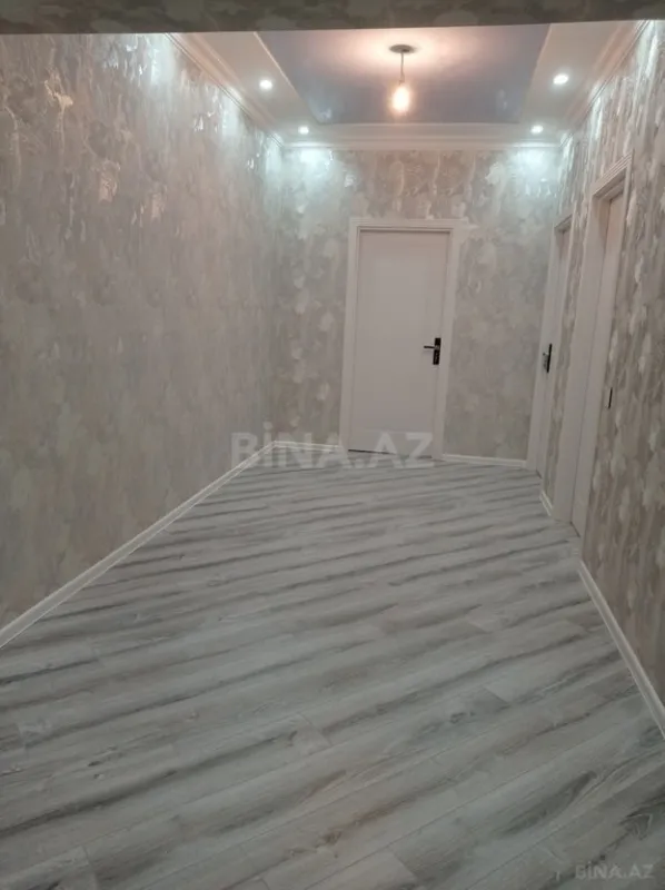 Satılır 4 otaqlı mənzil 128 m²