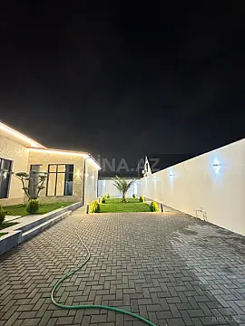 Satılır 4 otaqlı həyət evi 300 m²