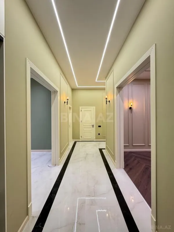 Satılır 4 otaqlı həyət evi 300 m²