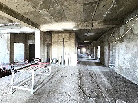 Satılır obyekt 4000 m²