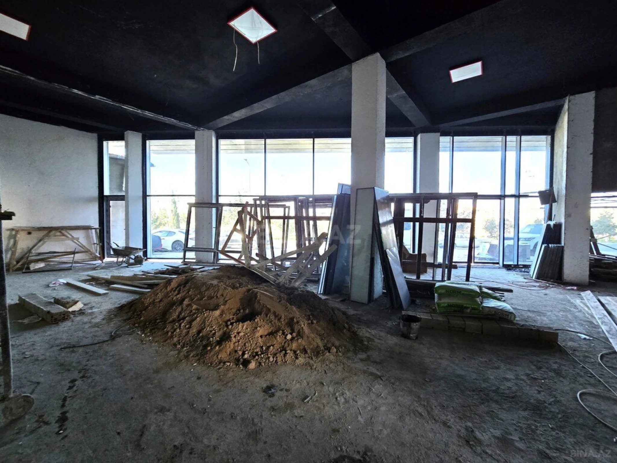 Kirayə verilir obyekt 4000 m²