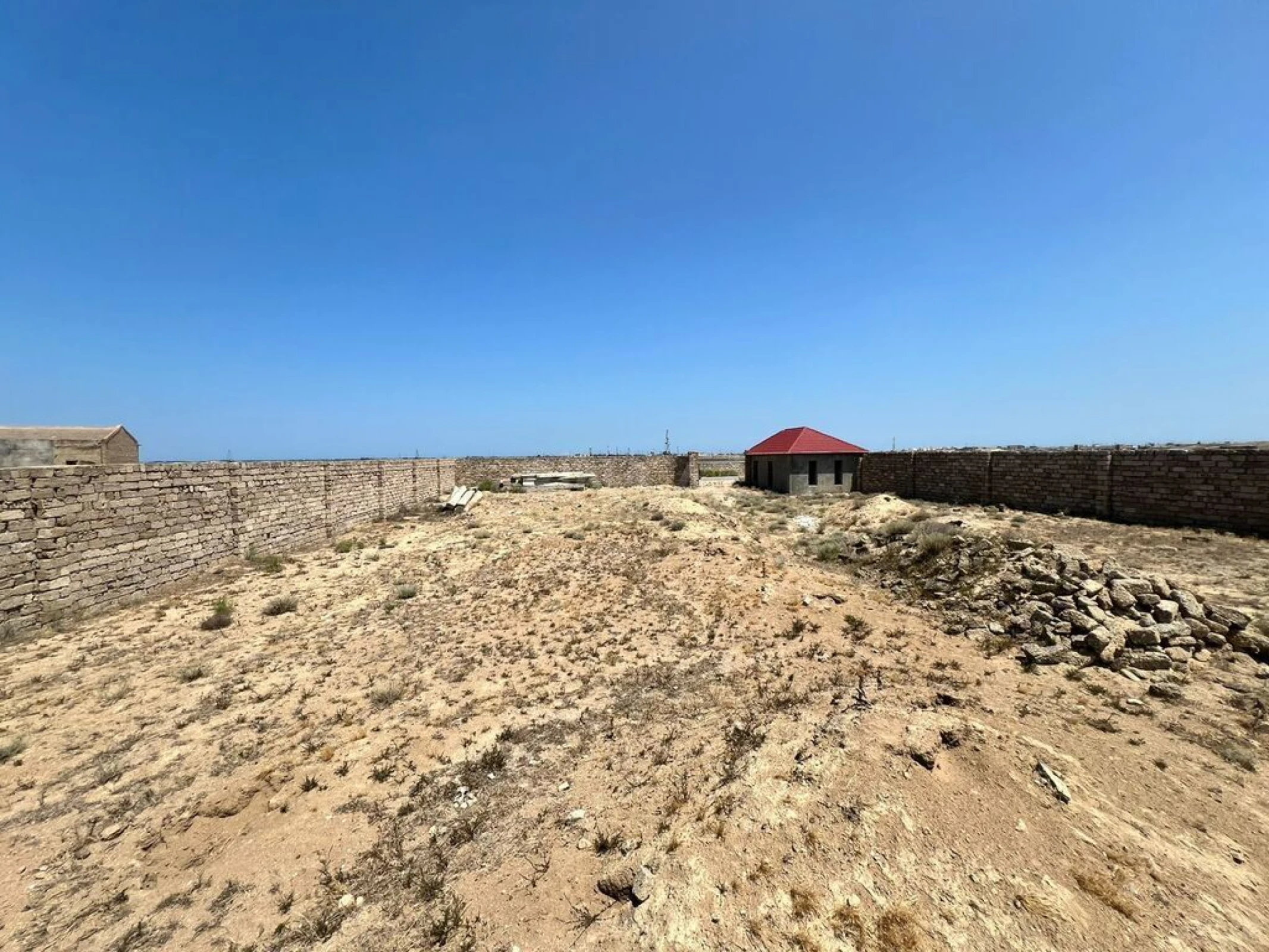 Satılır torpaq sahəsi 10 m²