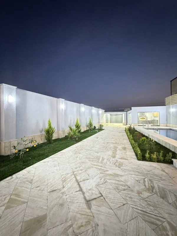 Satılır 4 otaqlı həyət evi 180 m²