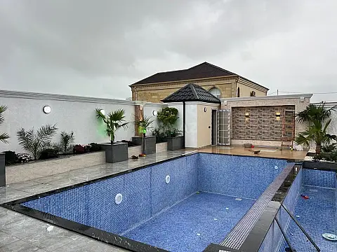 Satılır 4 otaqlı həyət evi 165 m²