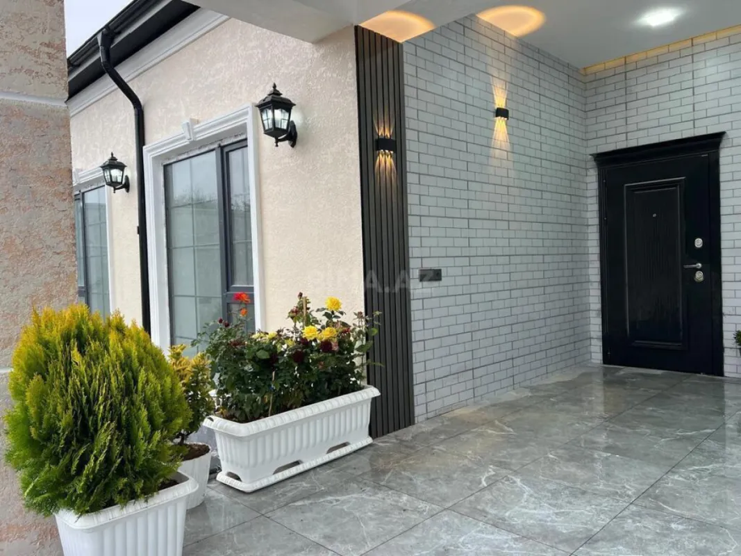 Satılır 4 otaqlı həyət evi 165 m²