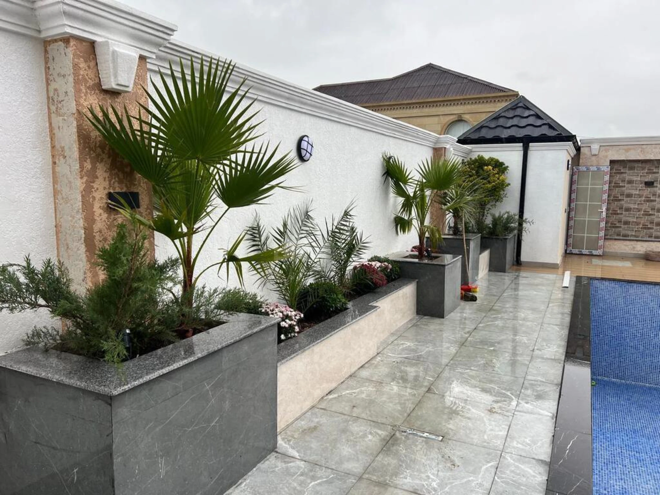 Satılır 4 otaqlı həyət evi 165 m²