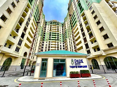 Satılır obyekt 140 m²