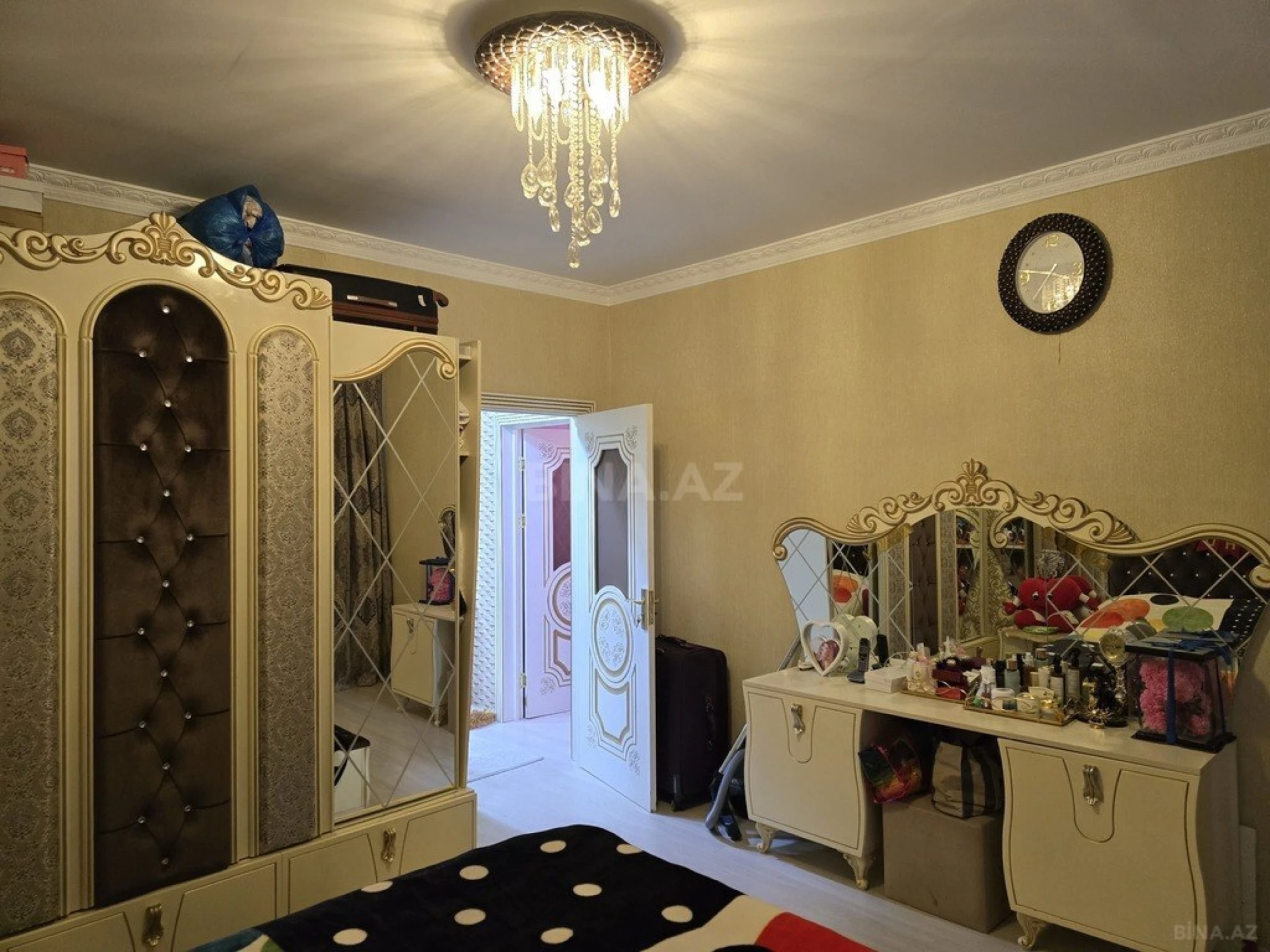 Satılır 2 otaqlı mənzil 54 m²