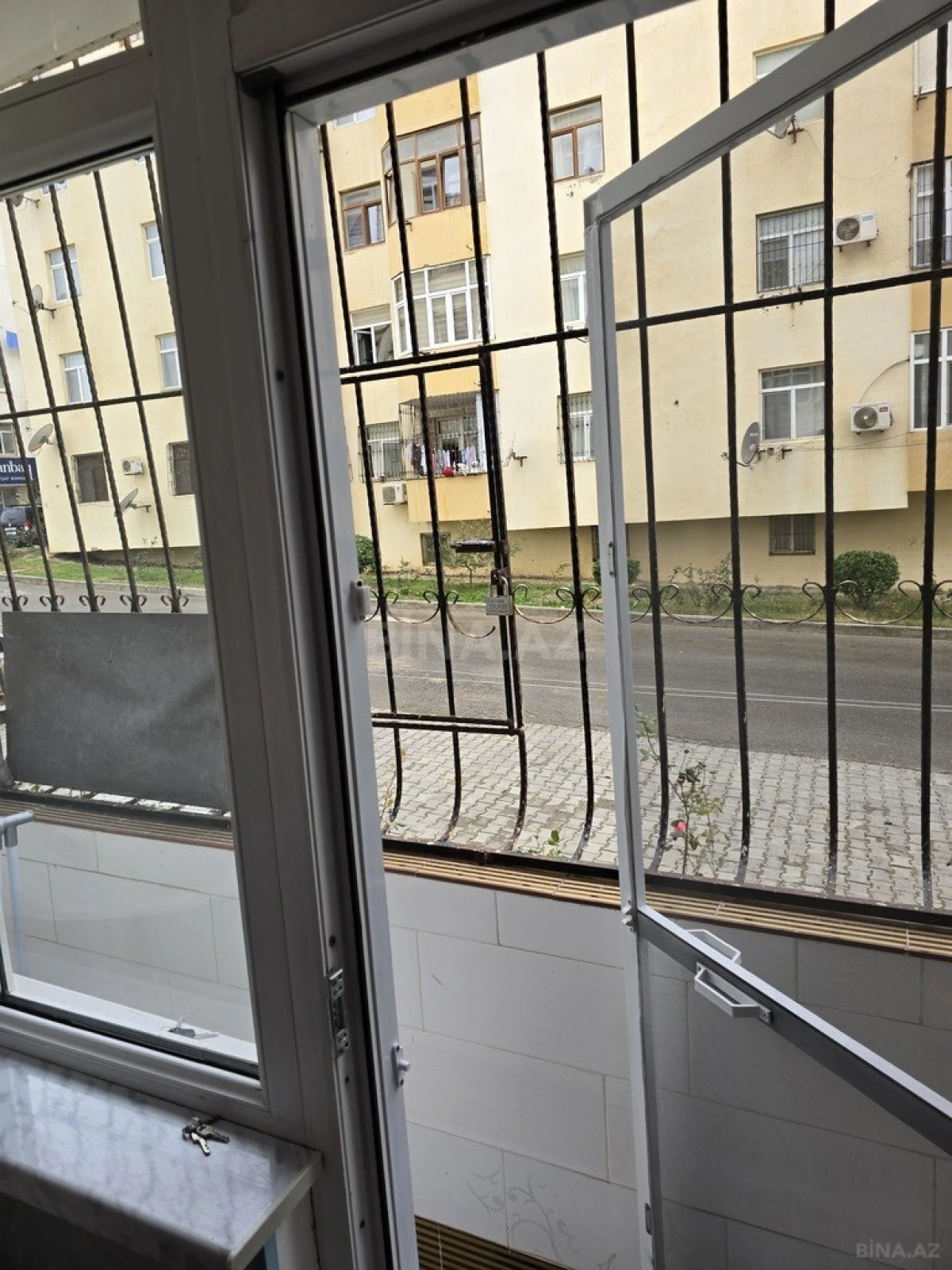 Satılır 2 otaqlı mənzil 54 m²