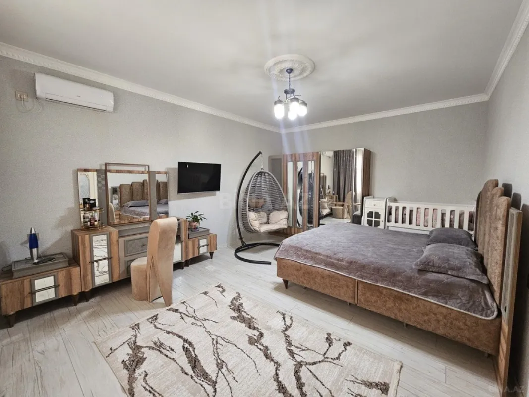 Satılır 4 otaqlı həyət evi 160 m²