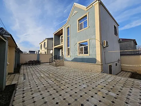 Satılır 4 otaqlı həyət evi 160 m²