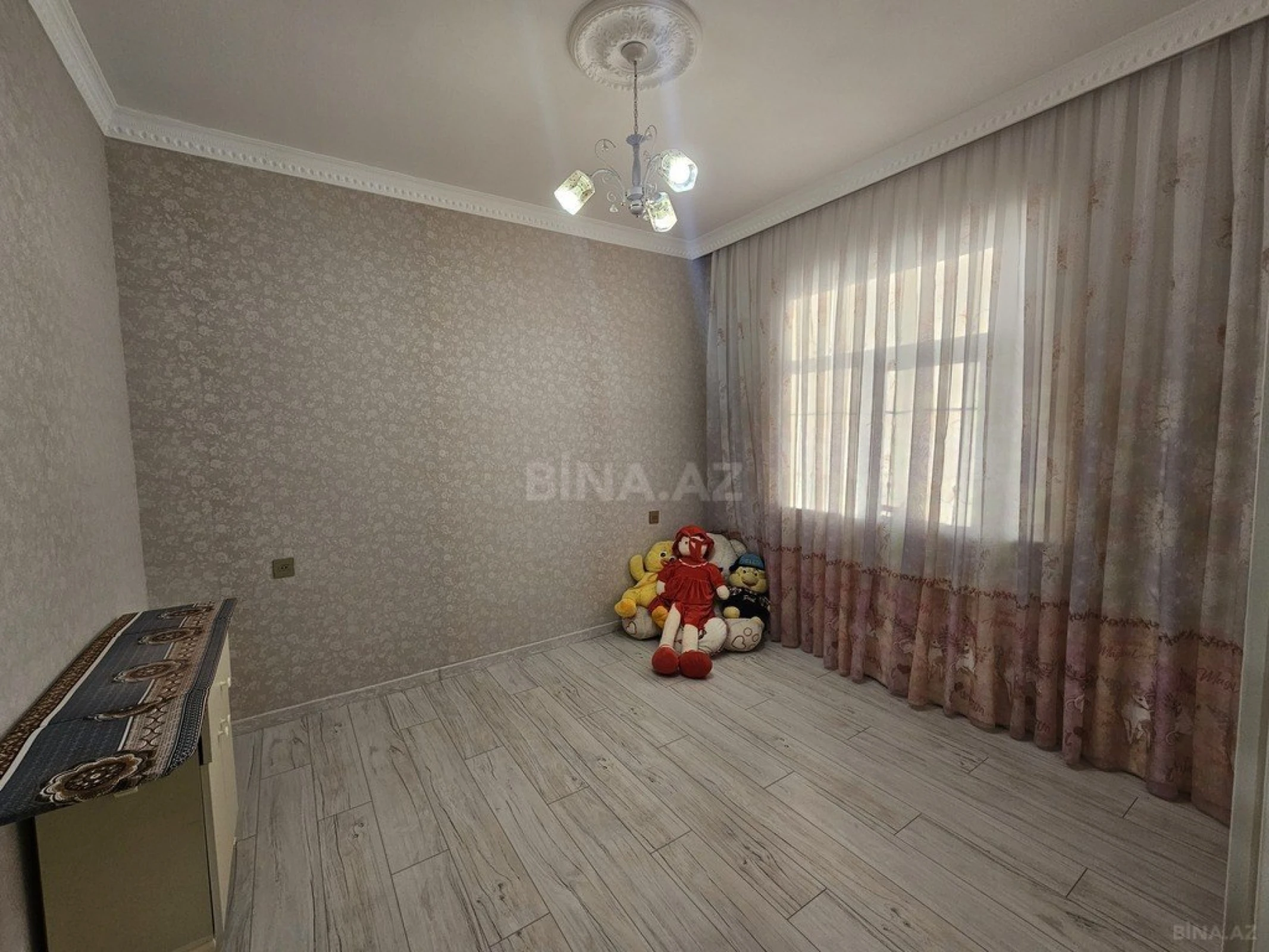Satılır 4 otaqlı həyət evi 160 m²