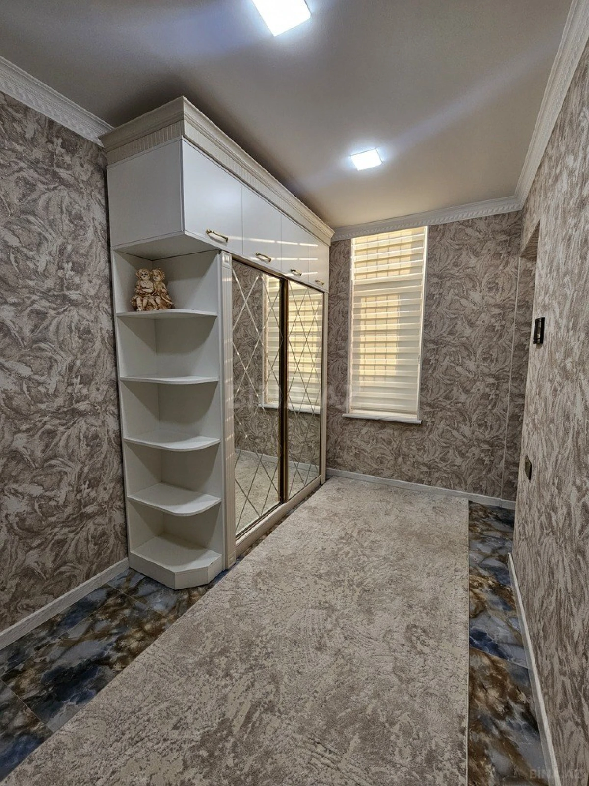 Satılır 4 otaqlı həyət evi 160 m²