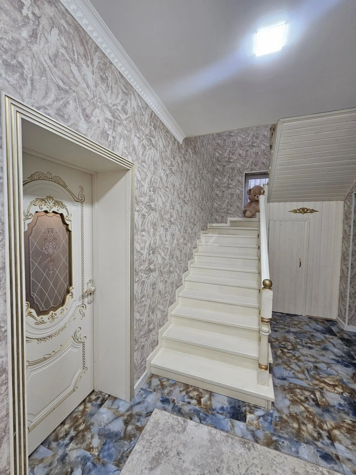 Satılır 4 otaqlı həyət evi 160 m²