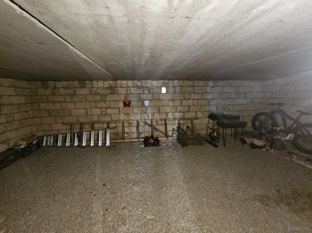 Satılır 4 otaqlı həyət evi 160 m²