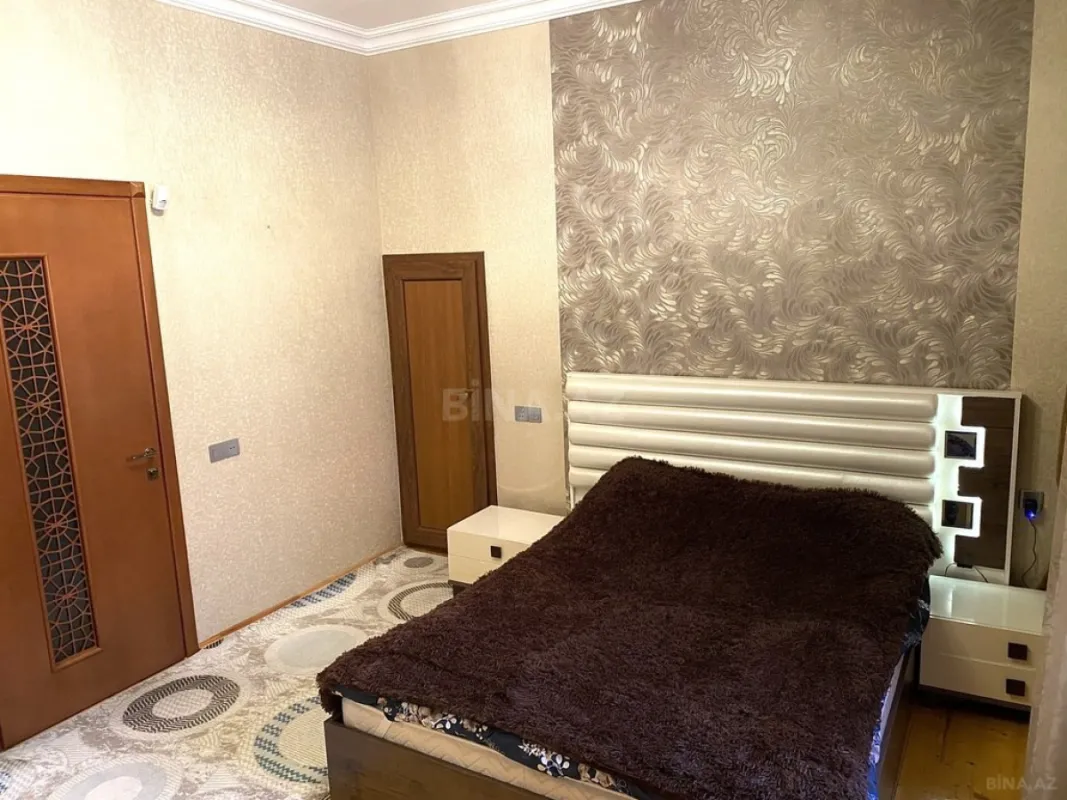 Kirayə verilir 6 otaqlı həyət evi 300 m²