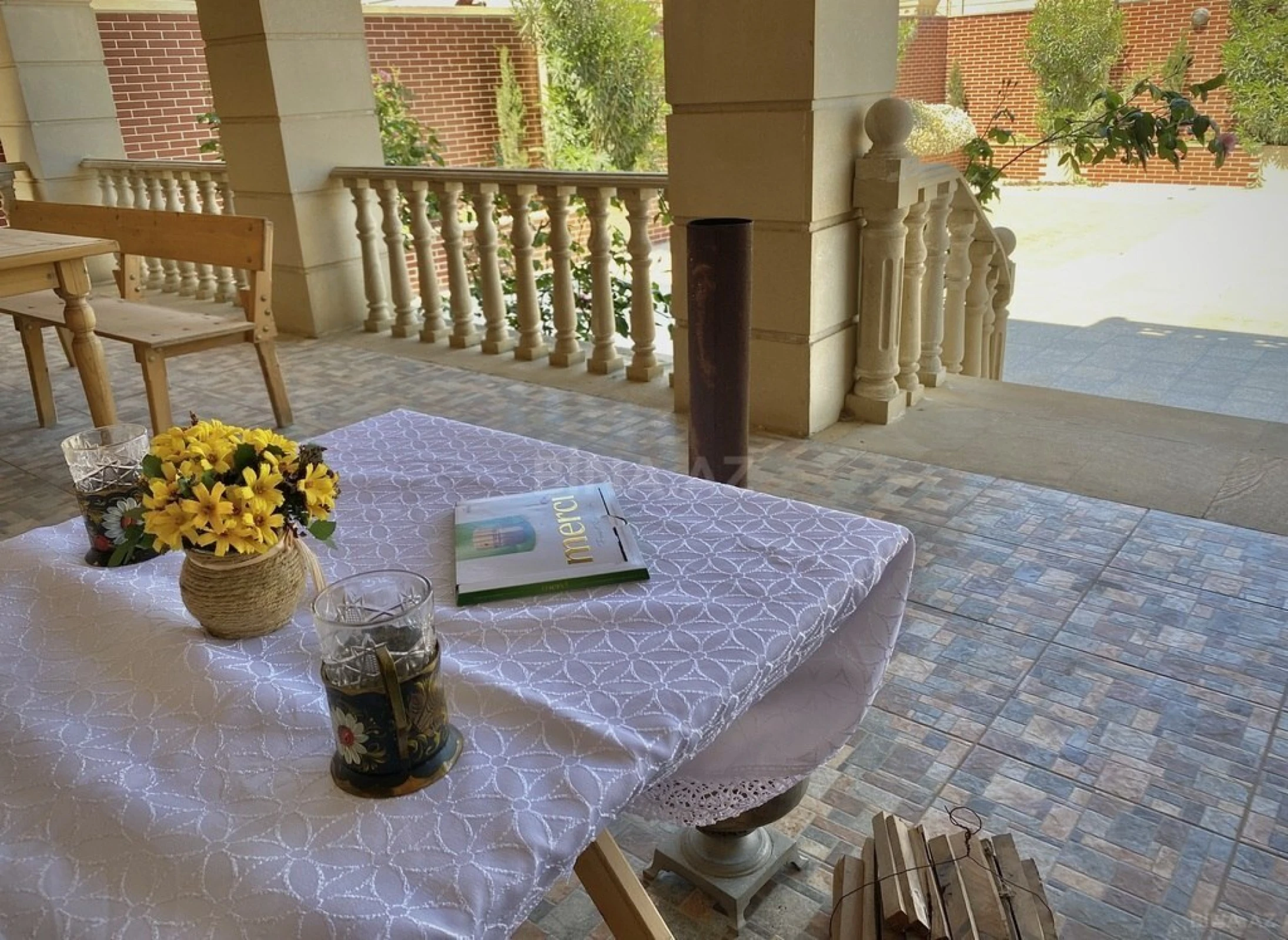 Kirayə verilir 6 otaqlı həyət evi 300 m²