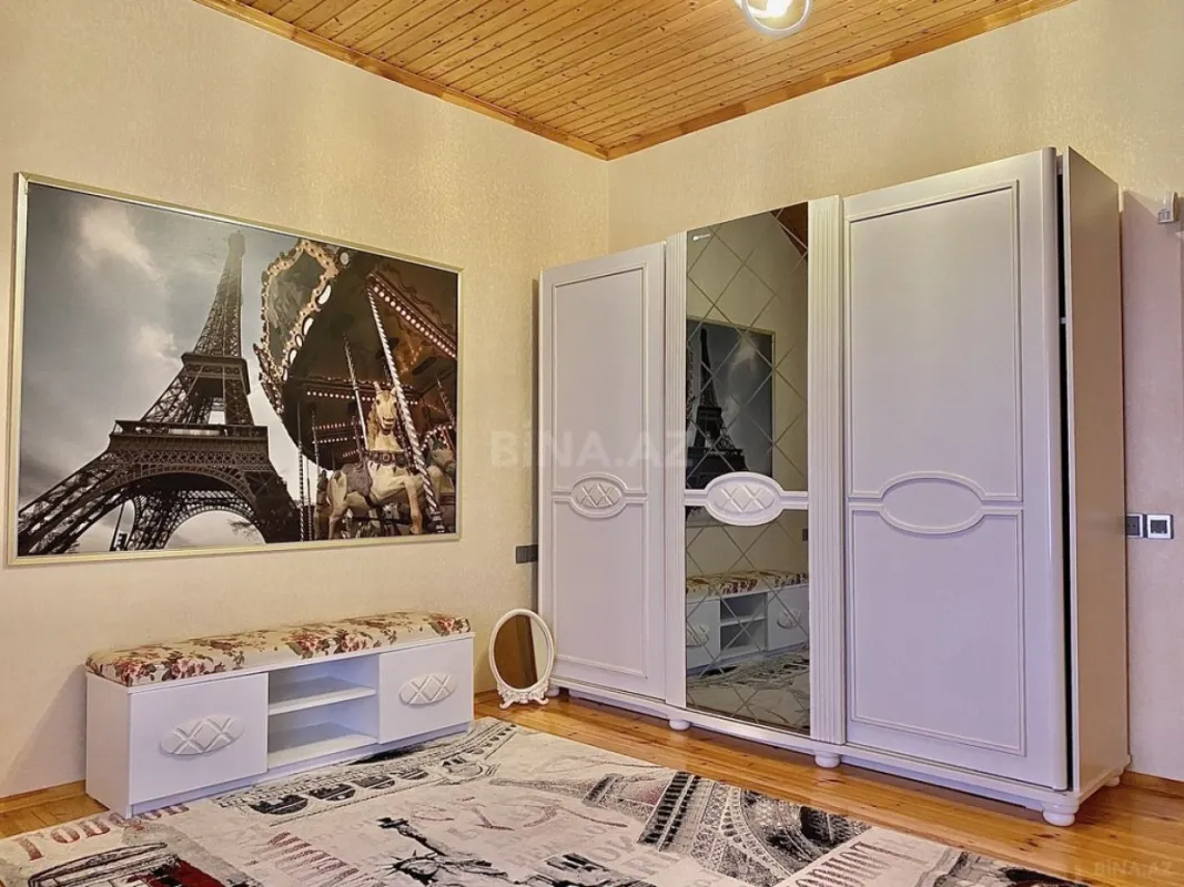 Kirayə verilir 6 otaqlı həyət evi 300 m²