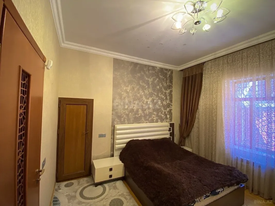 Kirayə verilir 6 otaqlı həyət evi 300 m²