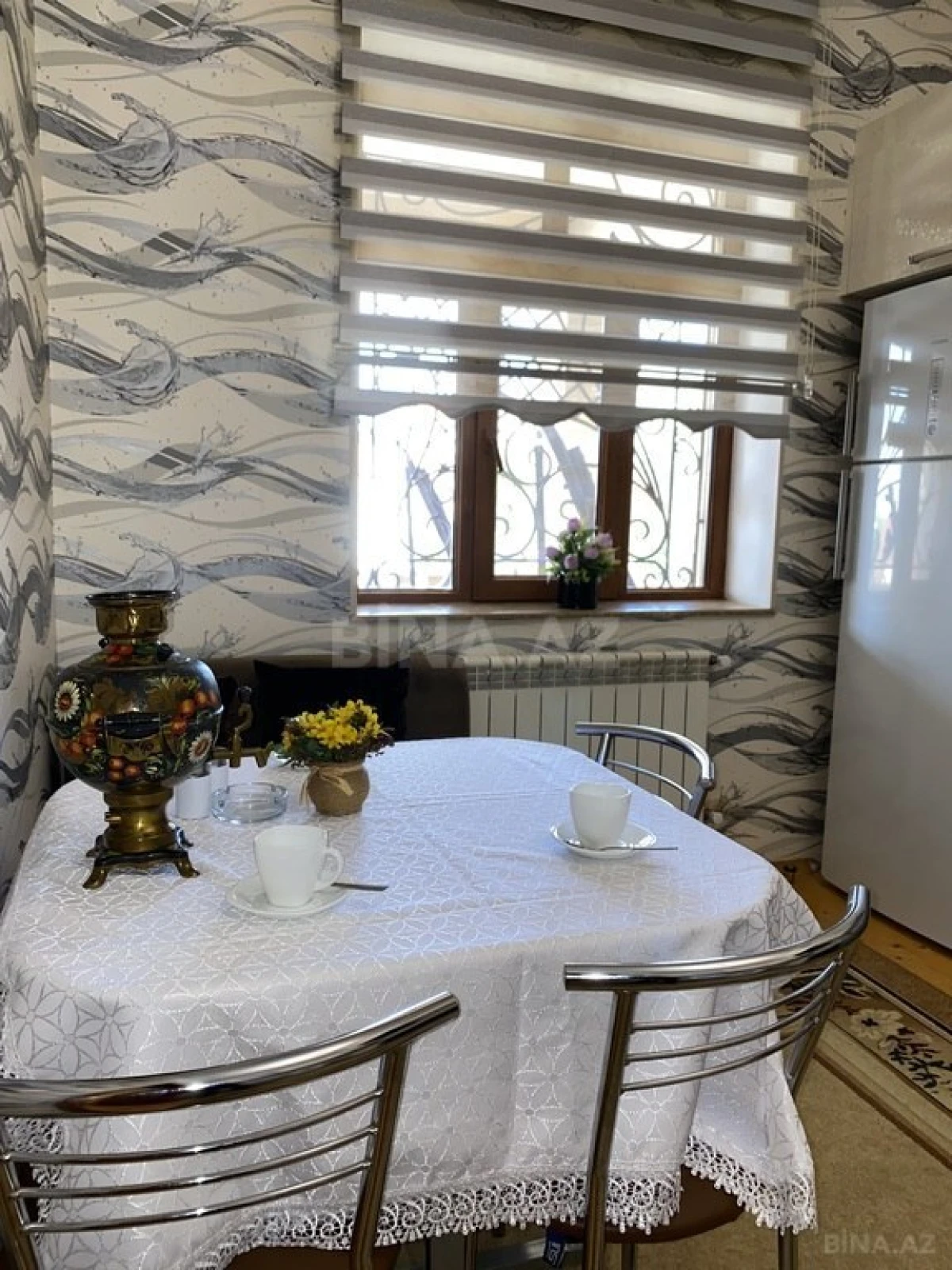 Kirayə verilir 6 otaqlı həyət evi 300 m²