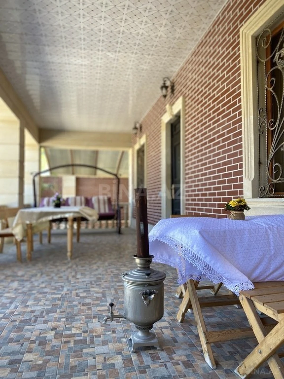 Kirayə verilir 6 otaqlı həyət evi 300 m²