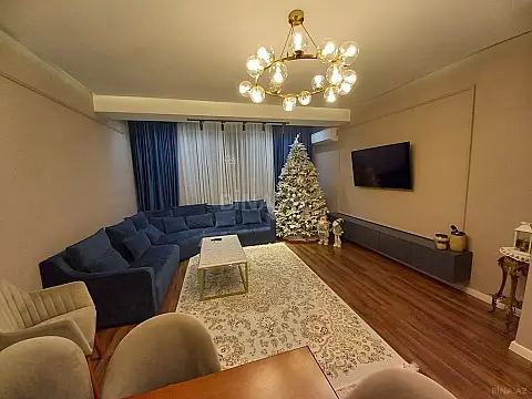 Satılır 3 otaqlı mənzil 117 m² — Bakı, İnşaatçılar 3 otaq 117.00 m²