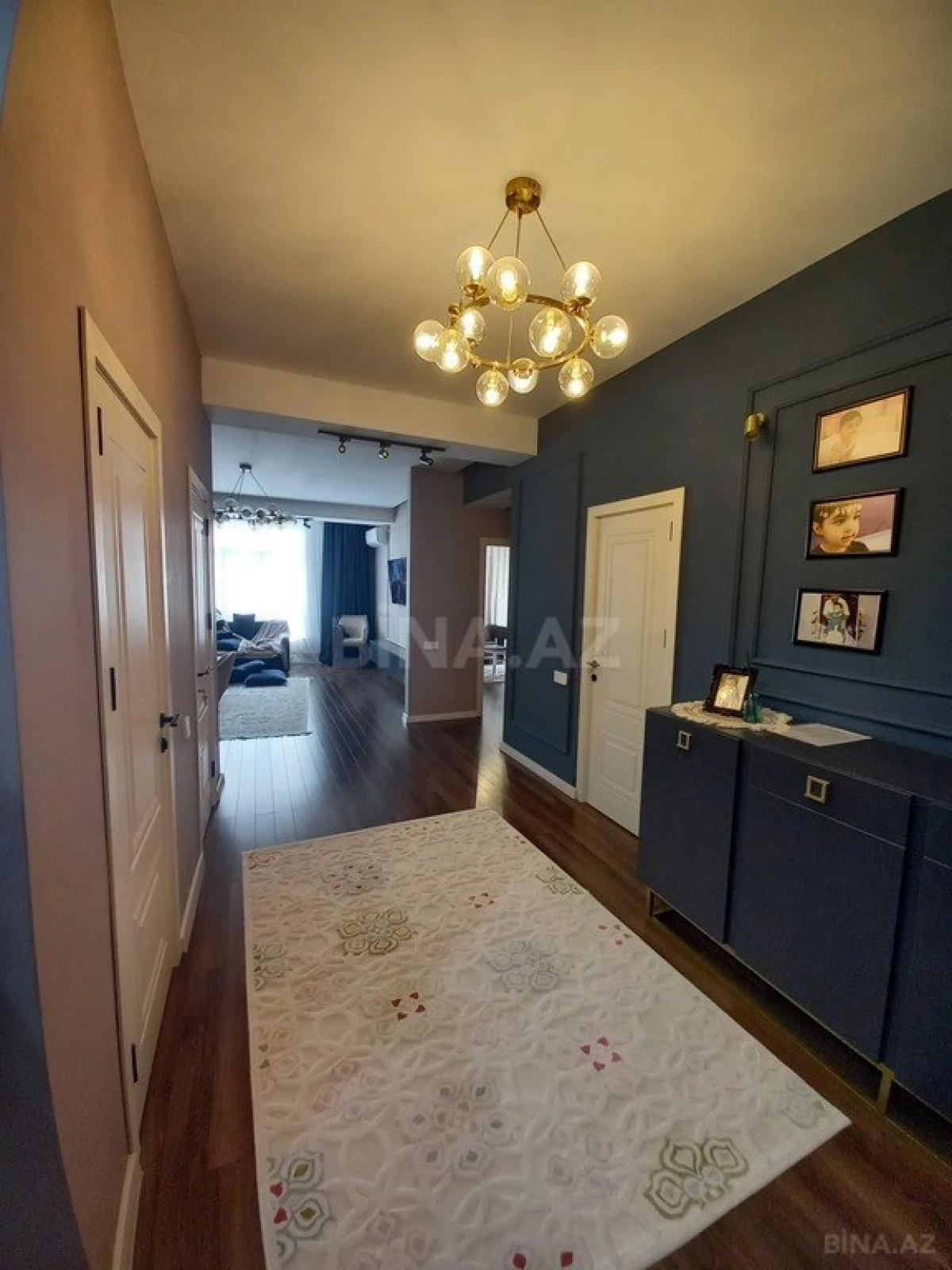 Satılır 3 otaqlı mənzil 117 m²