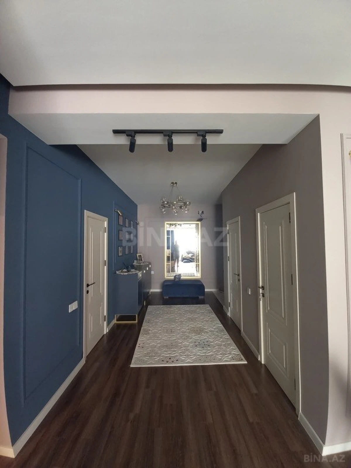 Satılır 3 otaqlı mənzil 117 m²