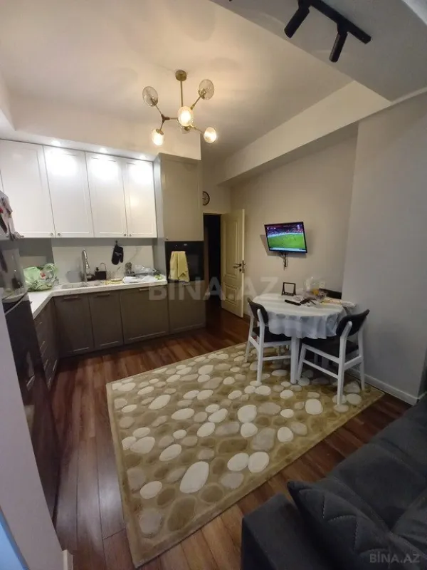 Satılır 3 otaqlı mənzil 117 m²