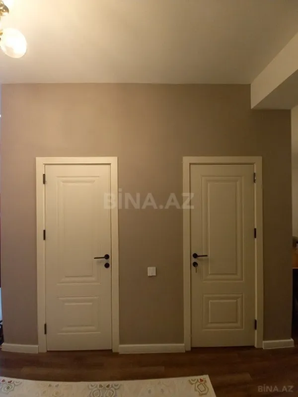 Satılır 3 otaqlı mənzil 117 m²