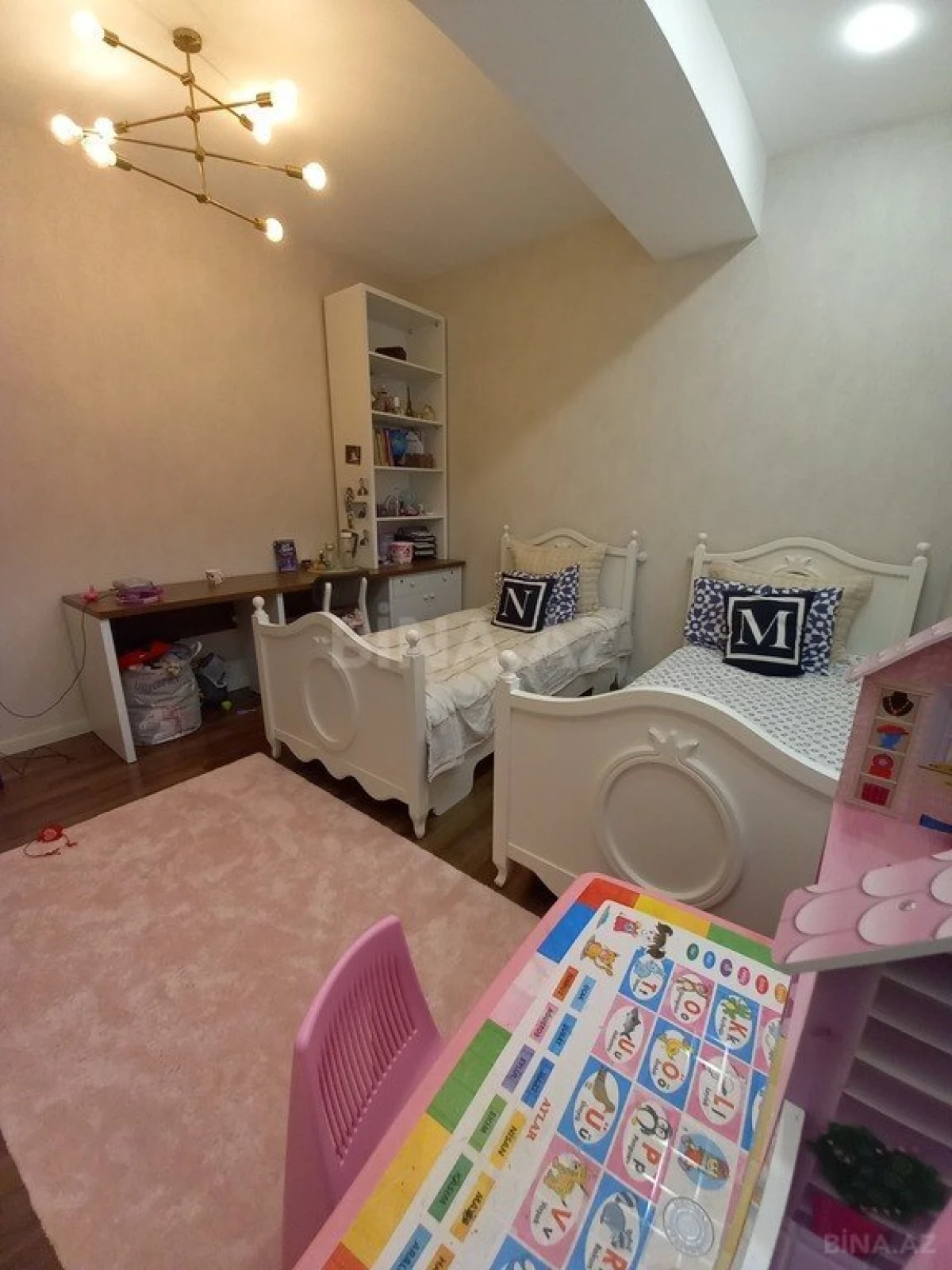 Satılır 3 otaqlı mənzil 117 m²