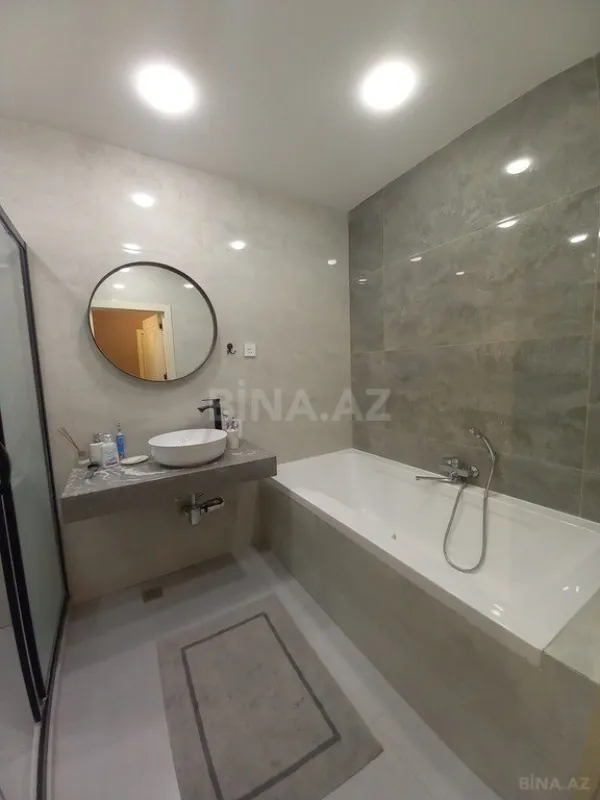 Satılır 3 otaqlı mənzil 117 m²