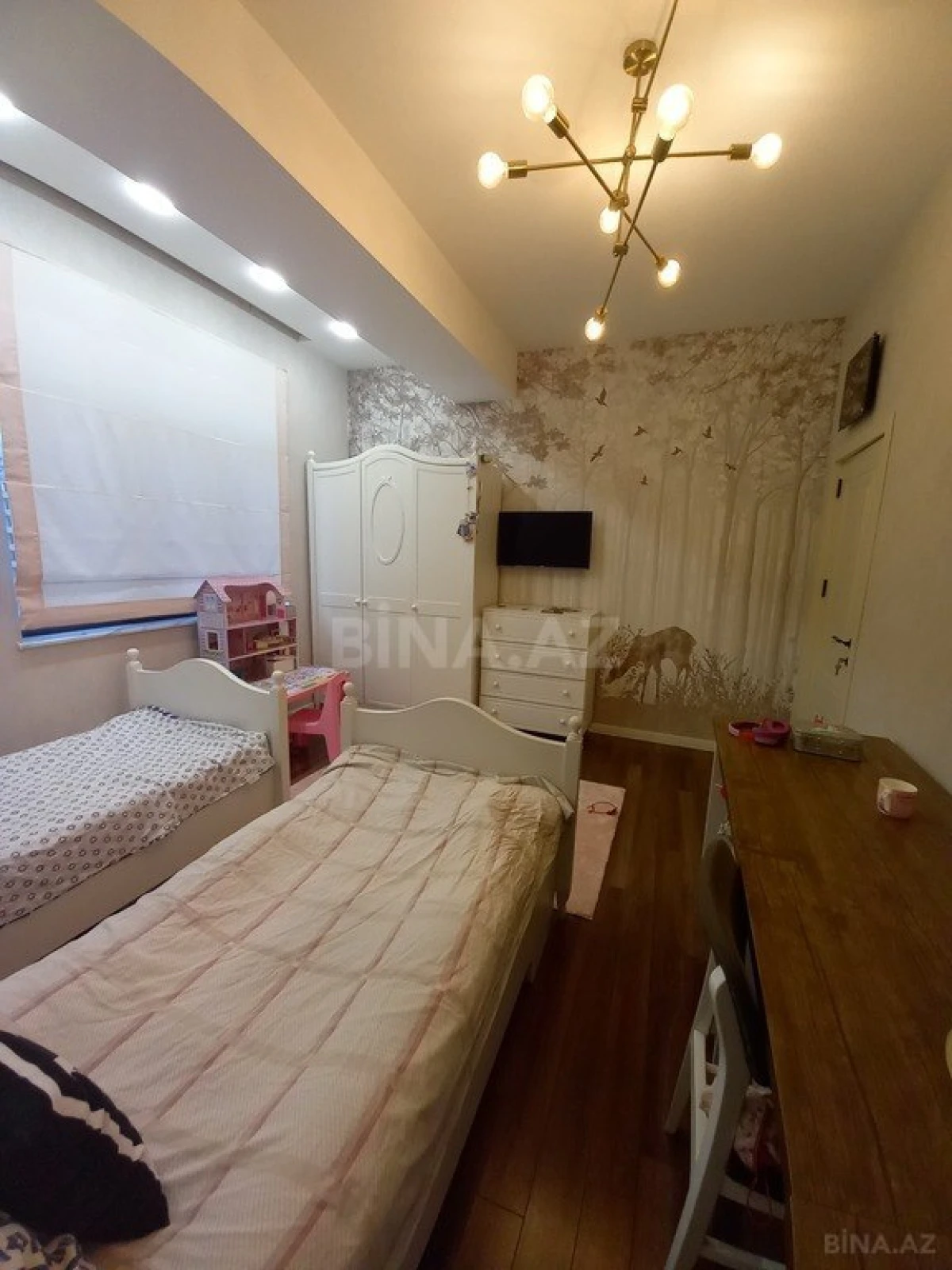 Satılır 3 otaqlı mənzil 117 m²