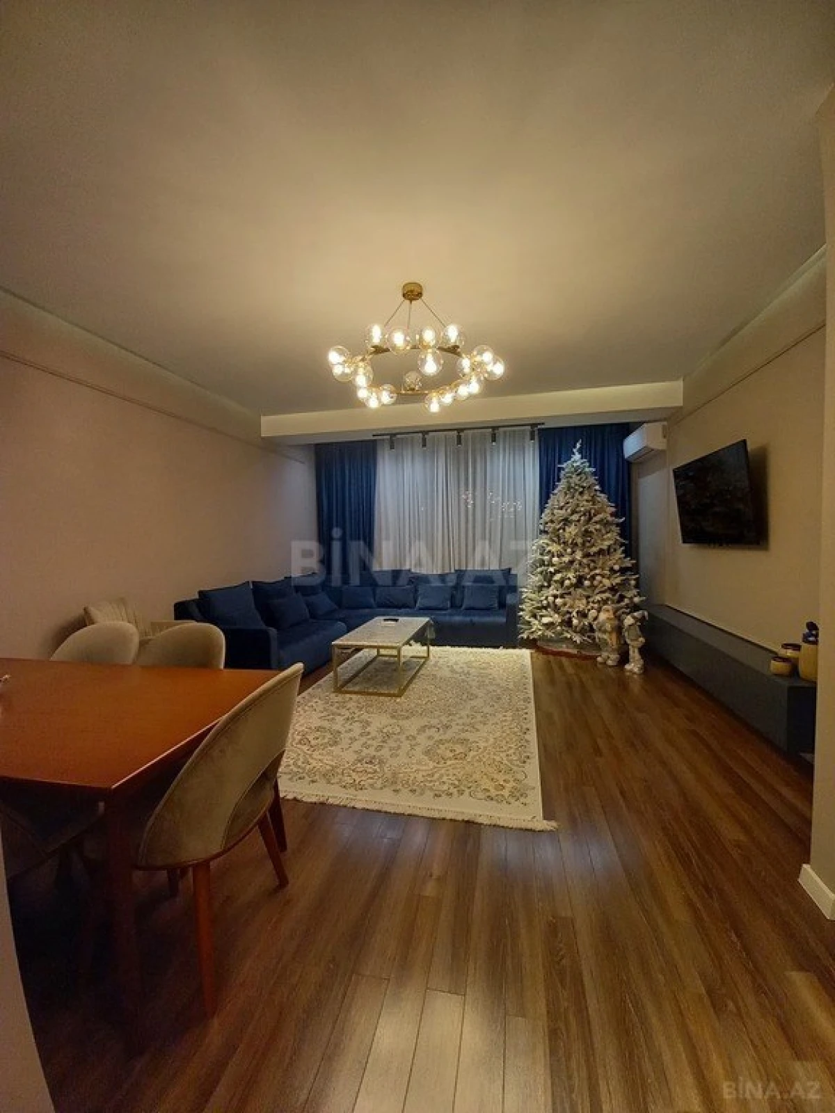 Satılır 3 otaqlı mənzil 117 m²