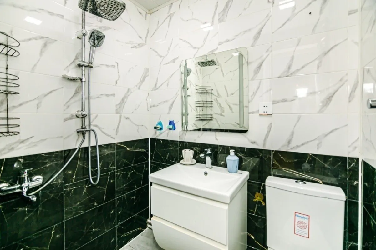Kirayə verilir 2 otaqlı mənzil 45 m²