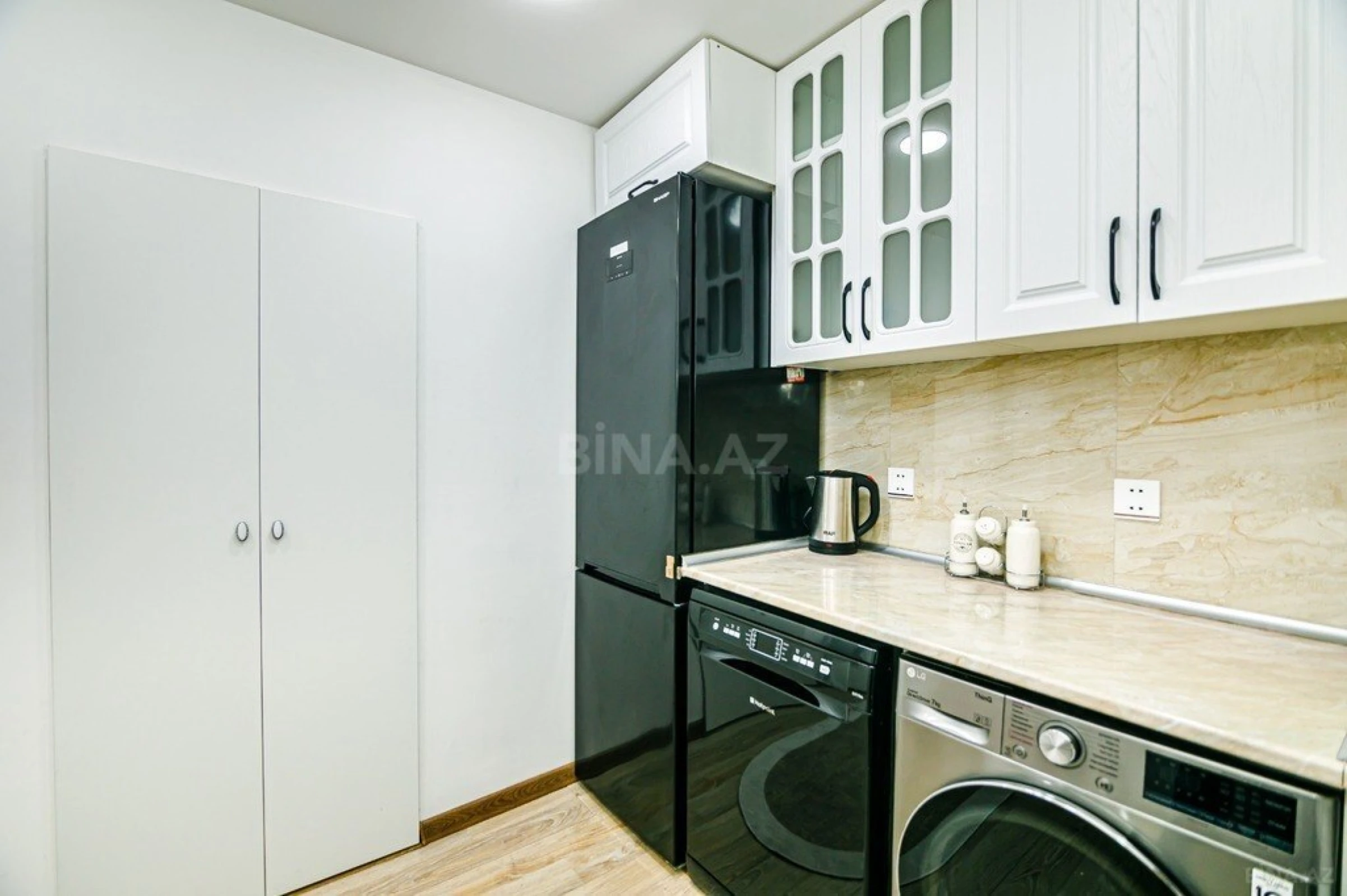 Kirayə verilir 2 otaqlı mənzil 45 m²