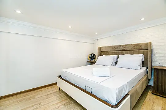 Kirayə verilir 2 otaqlı mənzil 45 m²