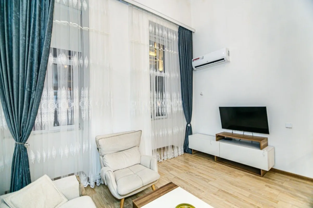 Kirayə verilir 2 otaqlı mənzil 45 m²