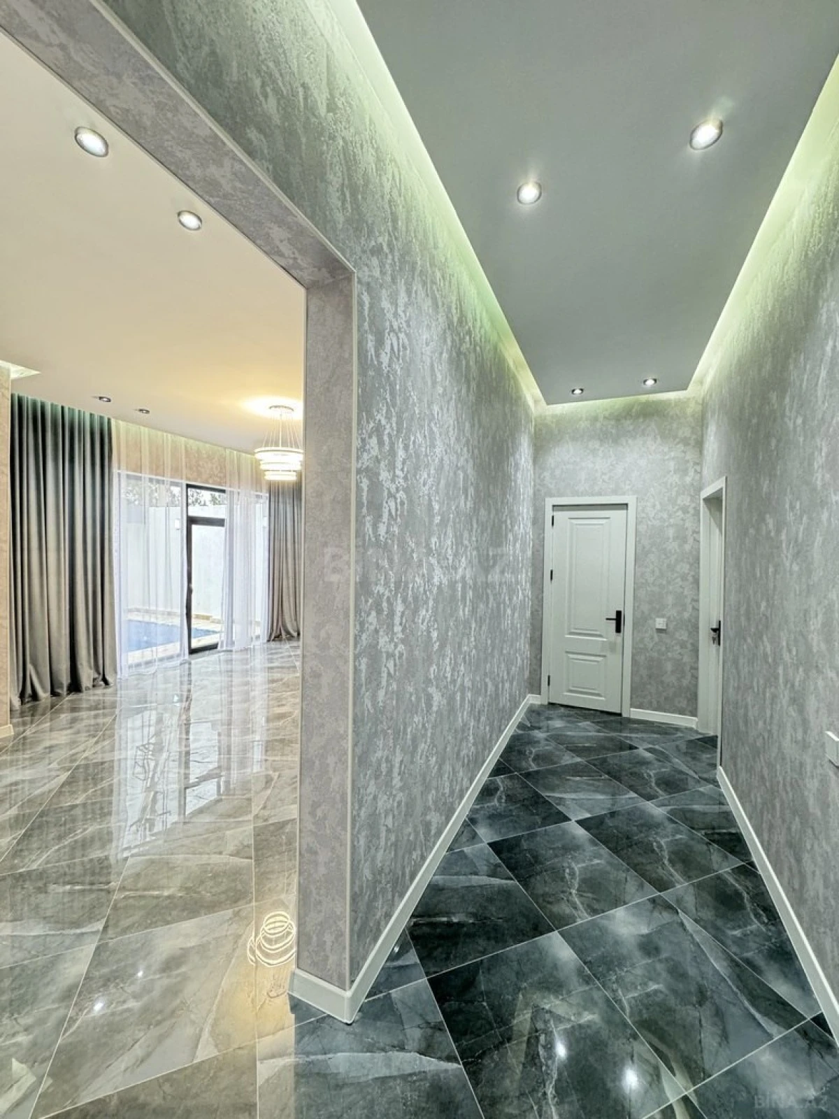 Satılır 4 otaqlı həyət evi 110 m²