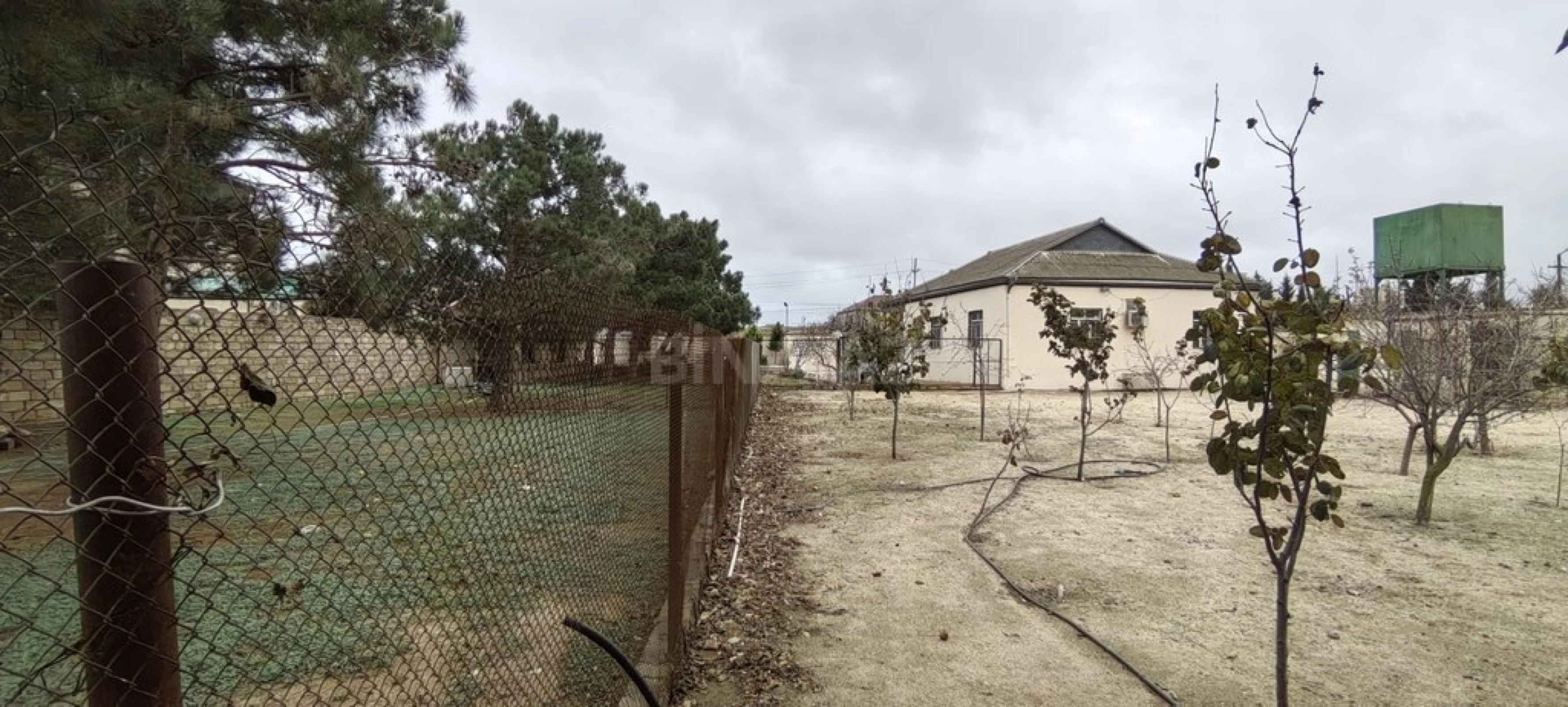 Satılır torpaq sahəsi 20 m²