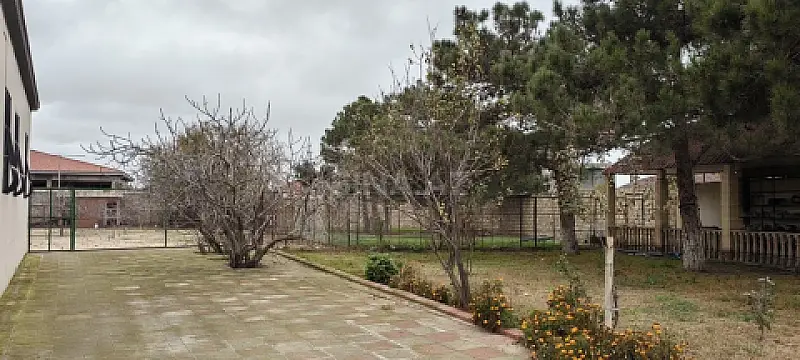 Satılır torpaq sahəsi 20 m²