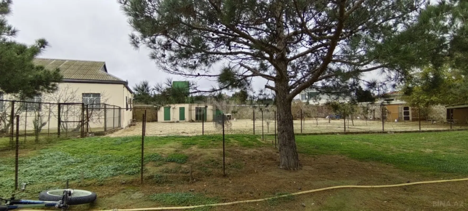 Satılır torpaq sahəsi 20 m²