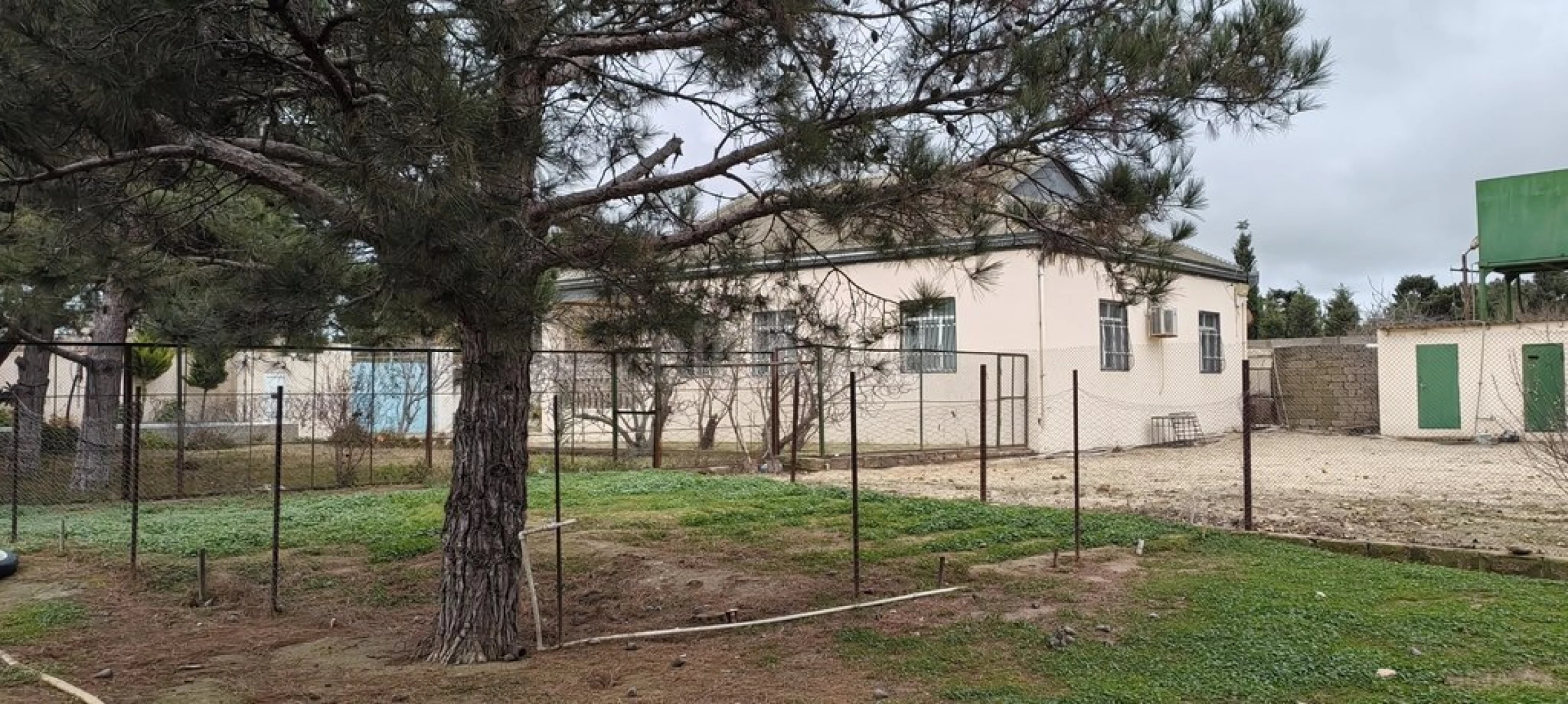 Satılır torpaq sahəsi 20 m²