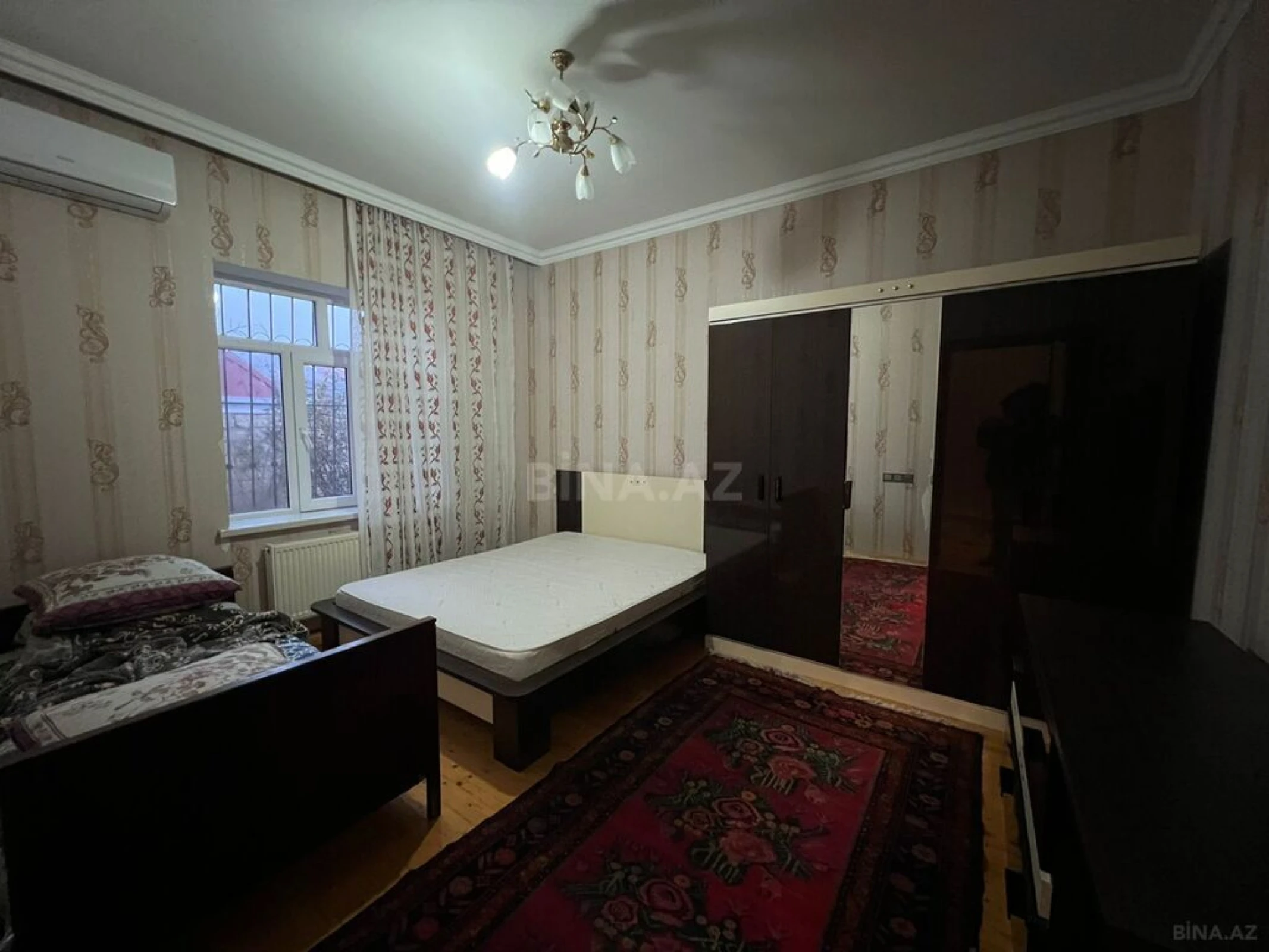 Satılır 4 otaqlı həyət evi 160 m²