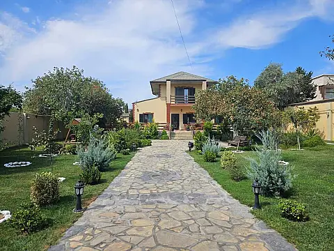Satılır 3 otaqlı həyət evi 120 m²