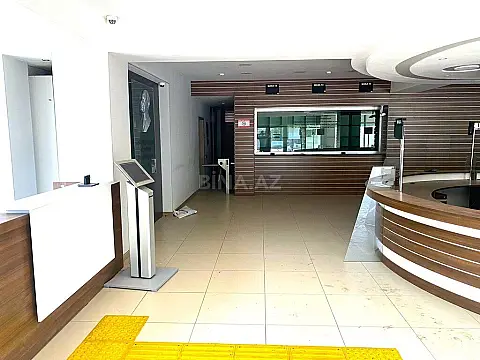 Kirayə verilir 20 otaqlı ofis 1200 m²
