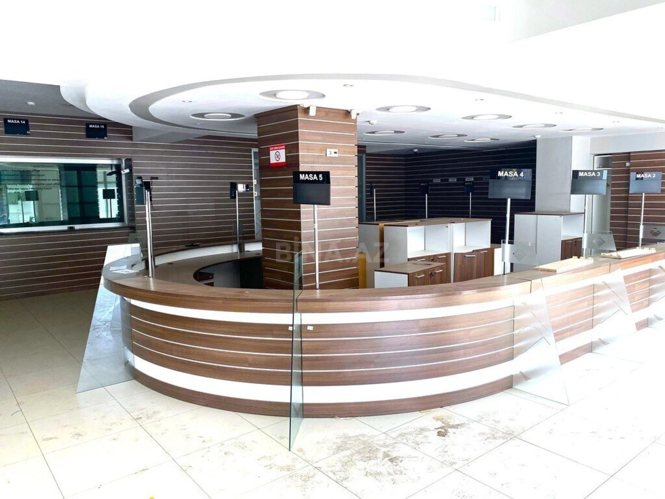 Kirayə verilir 20 otaqlı ofis 1200 m²