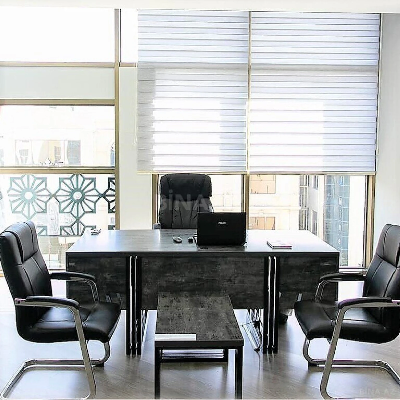 Kirayə verilir 20 otaqlı ofis 1200 m²