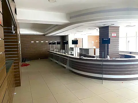 Kirayə verilir 20 otaqlı ofis 1200 m²