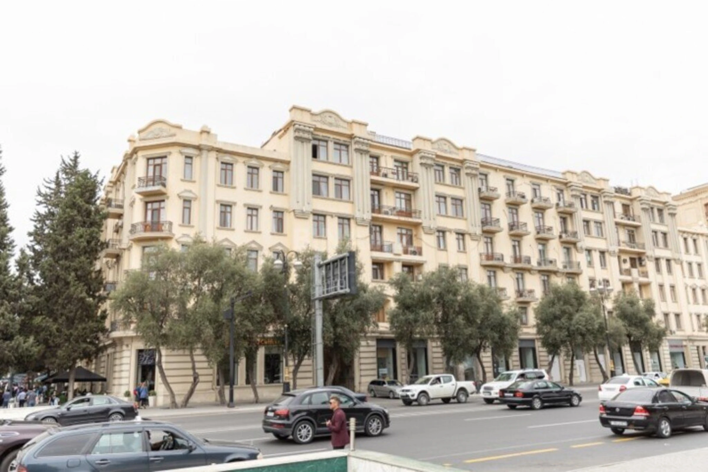 Kirayə verilir 2 otaqlı mənzil 62 m²
